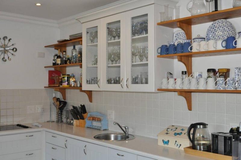 To Let 4 Bedroom Property for Rent in Keurbooms River Western Cape